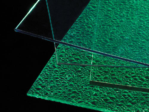 PC耐力板的颜色稳定性和改善抗积垢性