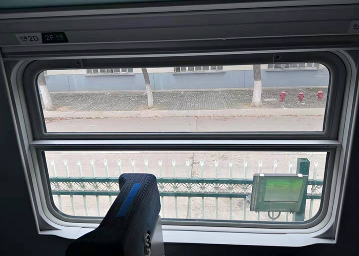 高速动车组—客室侧窗
